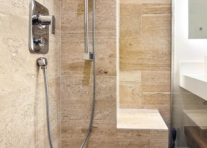 Luxury Penthouse, Private Pool, King Apartment