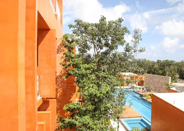 Luxury Penthouse, Private Pool, King Apartment